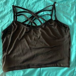 TRIPLE CROSS CROPPED CAMI